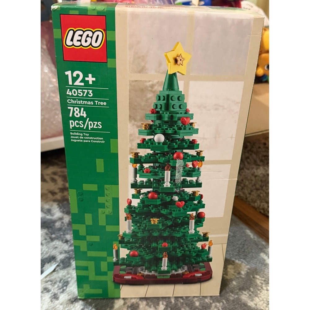 Lego Christmas Tree 2 in 1 Building Set (NWT) 40573
